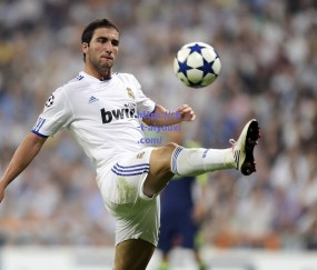 巴萨引援新目标，全能战士迪亚斯或成诺坎普关键拼图