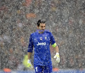 标价1亿！24岁新星闪耀欧洲足坛，37场独造19球，6次中框成五大联赛门柱王